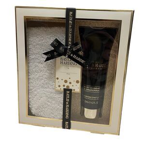 Baylis & Harding Sweet Mandarin & Grapefruit Foot Lotion & Fuzzy Socks Gift Set